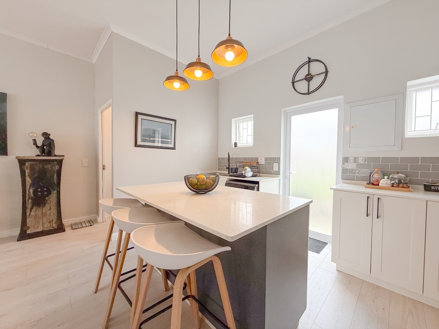 To Let 2 Bedroom Property for Rent in Keurboomstrand Western Cape